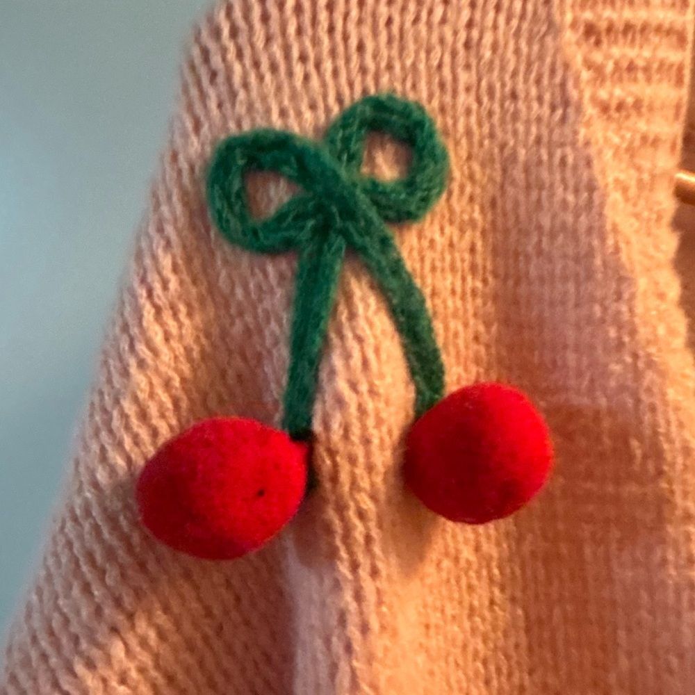 Luna Ivy Cherry Sweater (S) - Picture 3 of 4